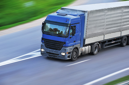 大貨車尿素與食用農(nóng)產(chǎn)品初加工 安全與管理的雙重警示